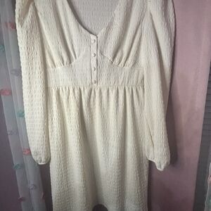 URBAN Romantics Cream Long Sleeve Dress